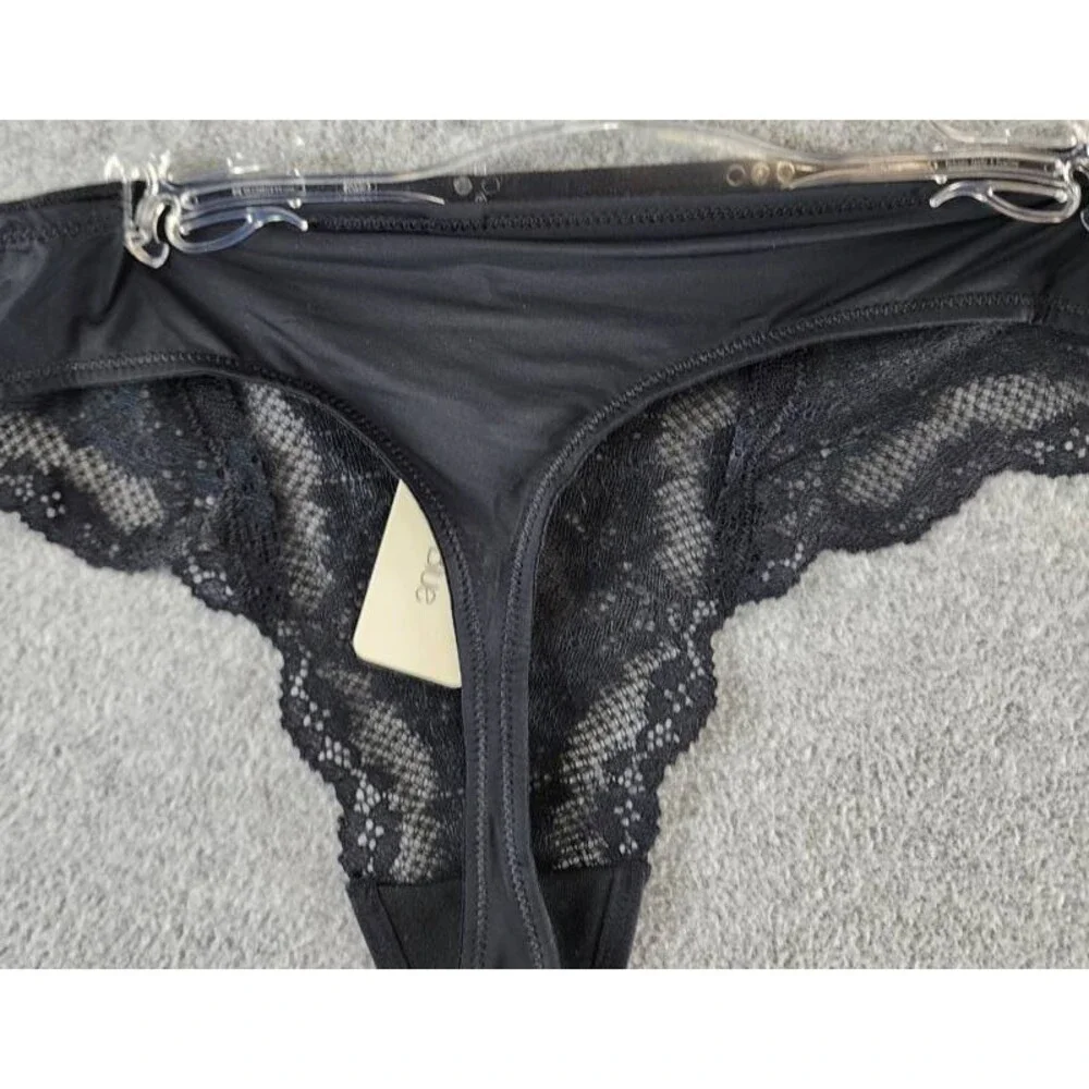 Skarlett Blue Impress Thong Women's Large Black Lace Elastic Waist Pull On